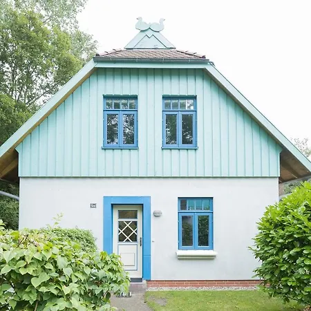 Holiday home Ferienhaussiedlung Strandperlen Weidenhof 9a Wustrow (Fischland)