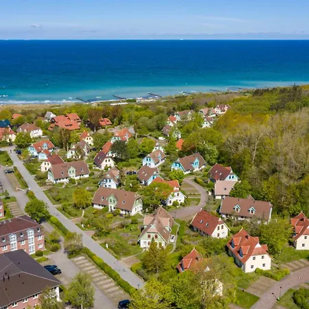 Ferienhaussiedlung Strandperlen Weidenhof 9a * Wustrow (Fischland)
